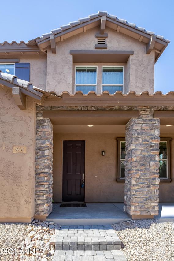 255 N 56th Pl., Mesa, AZ 85205
