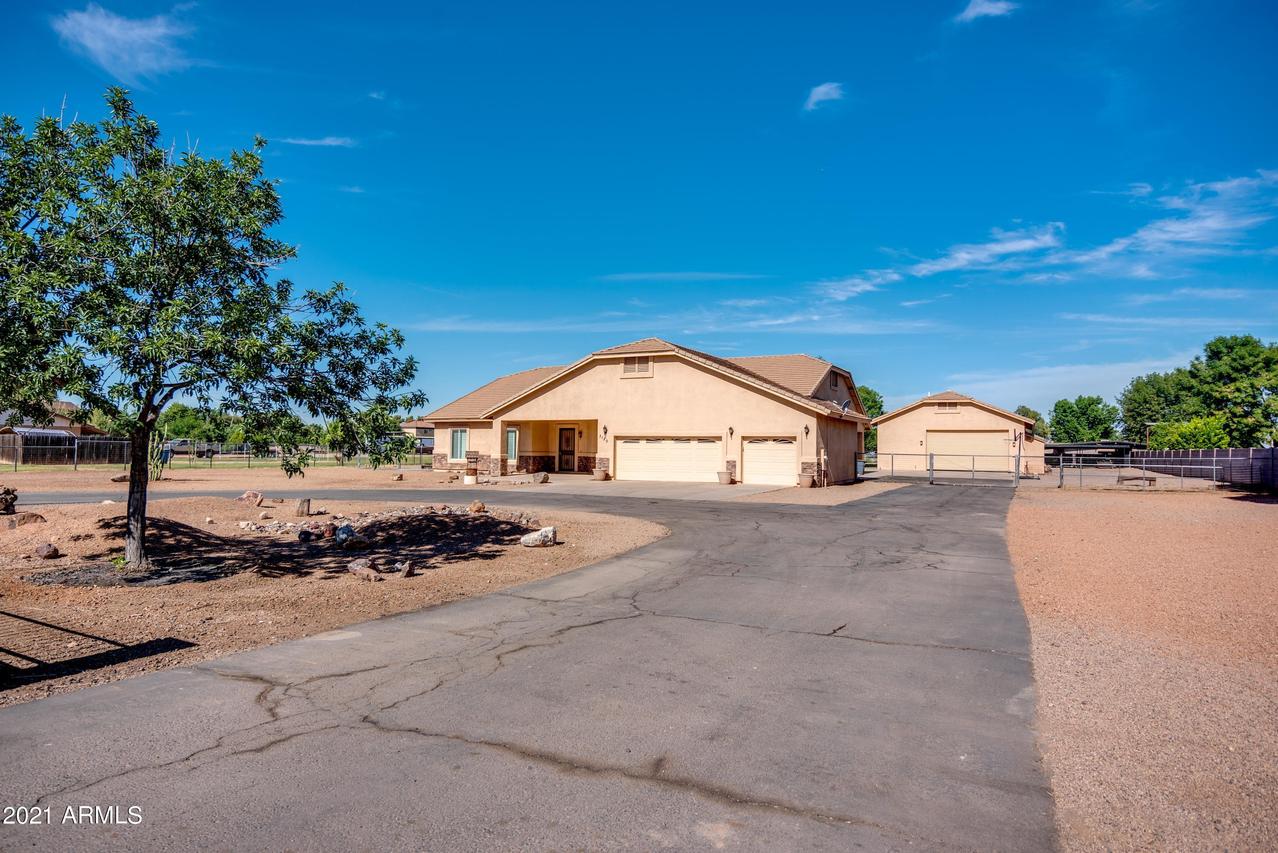 3120 S Eagle Dr., Chandler, AZ 85286