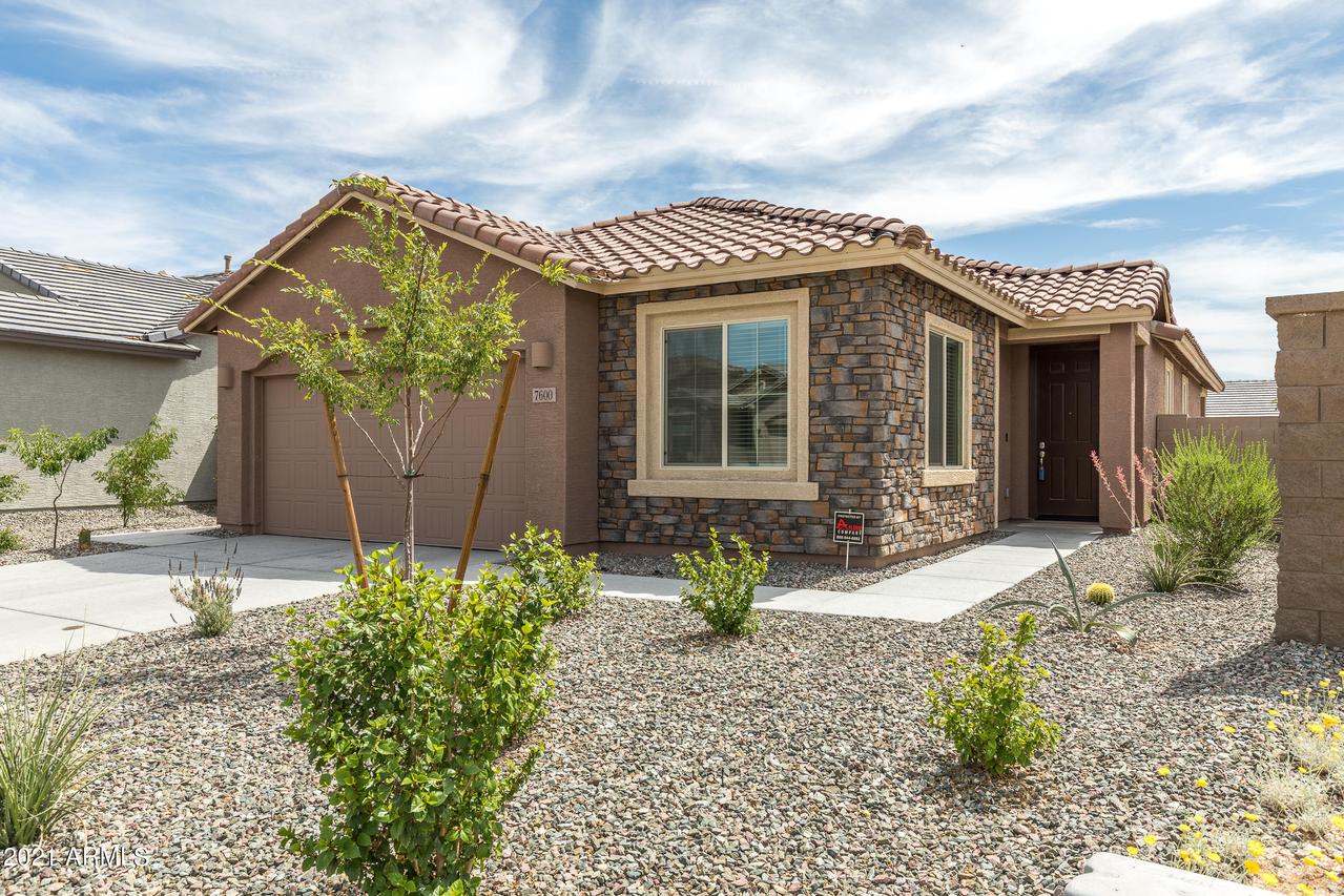 7600 S Thimble Peak Point, Gold Canyon, AZ 85118