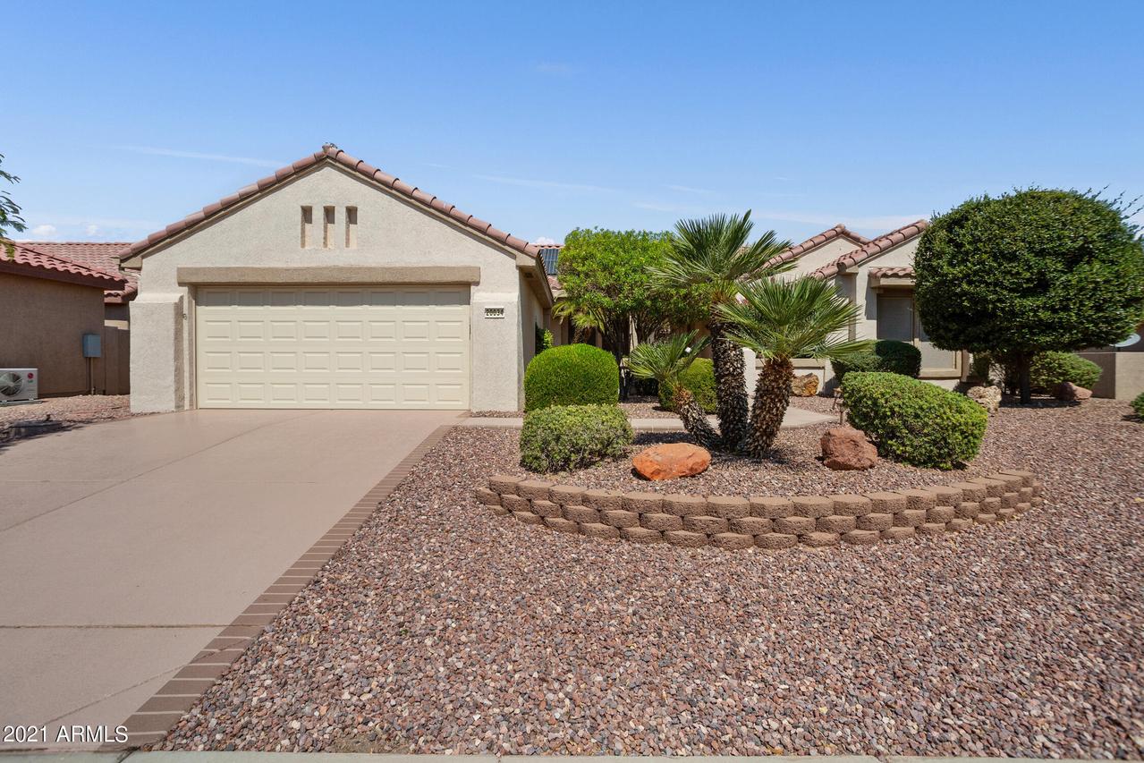 20034 N Hearthstone Dr., Surprise, AZ 85374