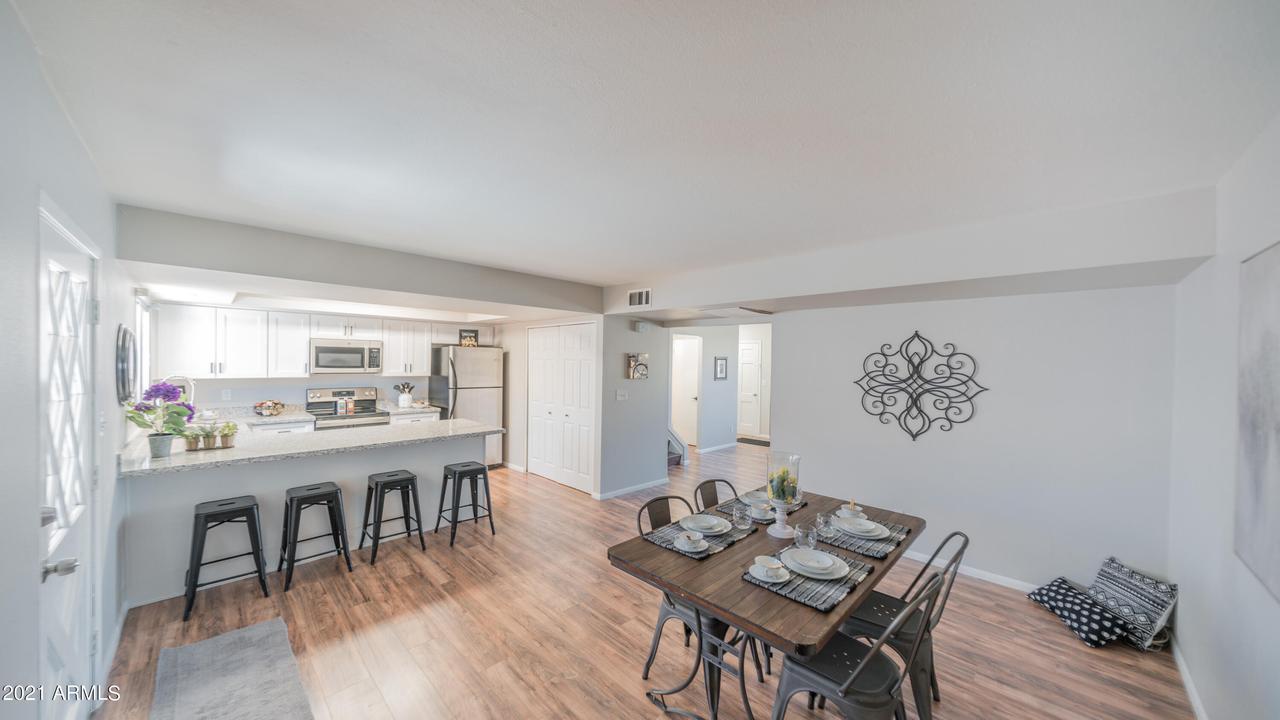 4337 W Lamar Rd., Glendale, AZ 85301