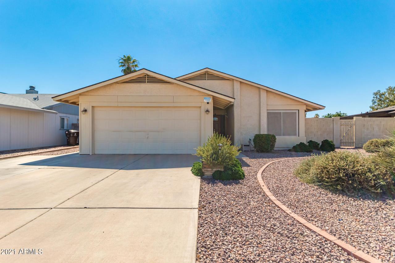 9770 N 68th Ln., Peoria, AZ 85345