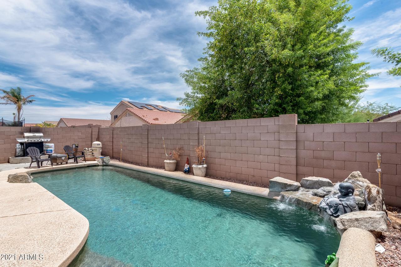 11327 W Mccaslin Rose Ln., Surprise, AZ 85378