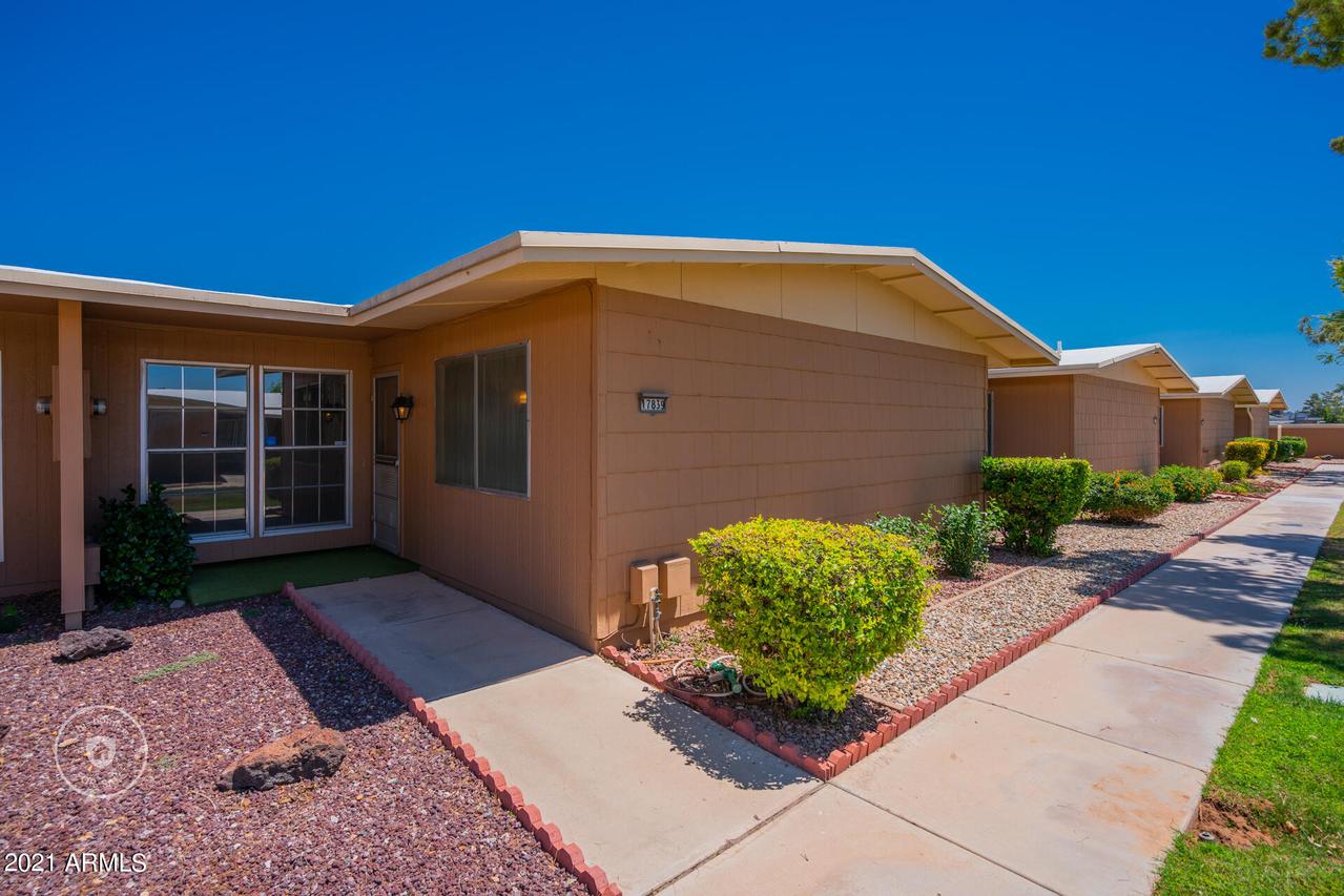 17839 N 99th Dr., Sun City, AZ 85373