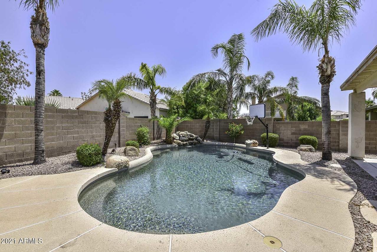 22517 N 68th Ave., Glendale, AZ 85310