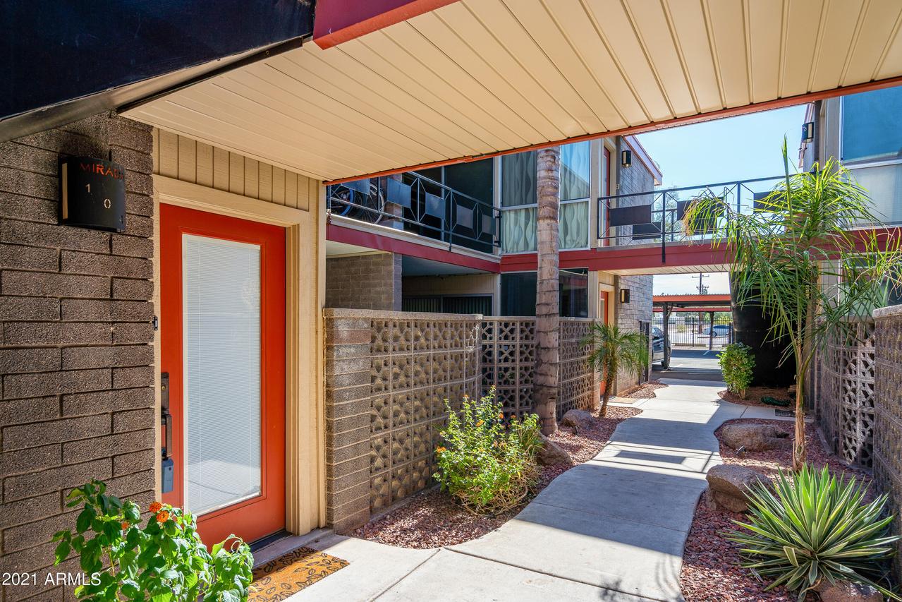 1225 E Medlock Dr. #104, Phoenix, AZ 85014