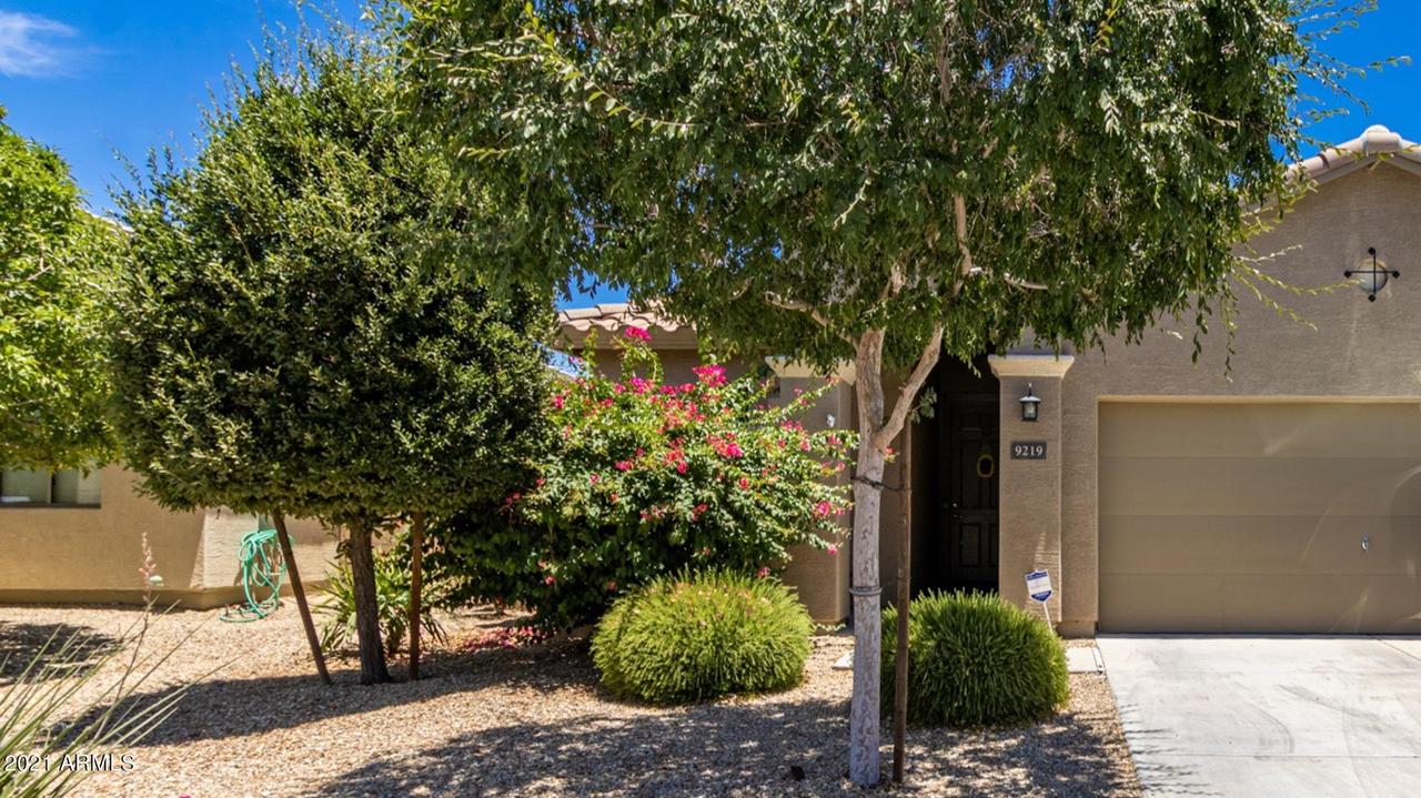 9219 N 182nd Ln., Waddell, AZ 85355