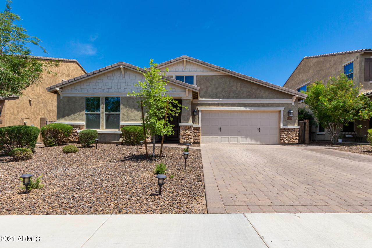 3842 E Alfalfa Dr., Gilbert, AZ 85298