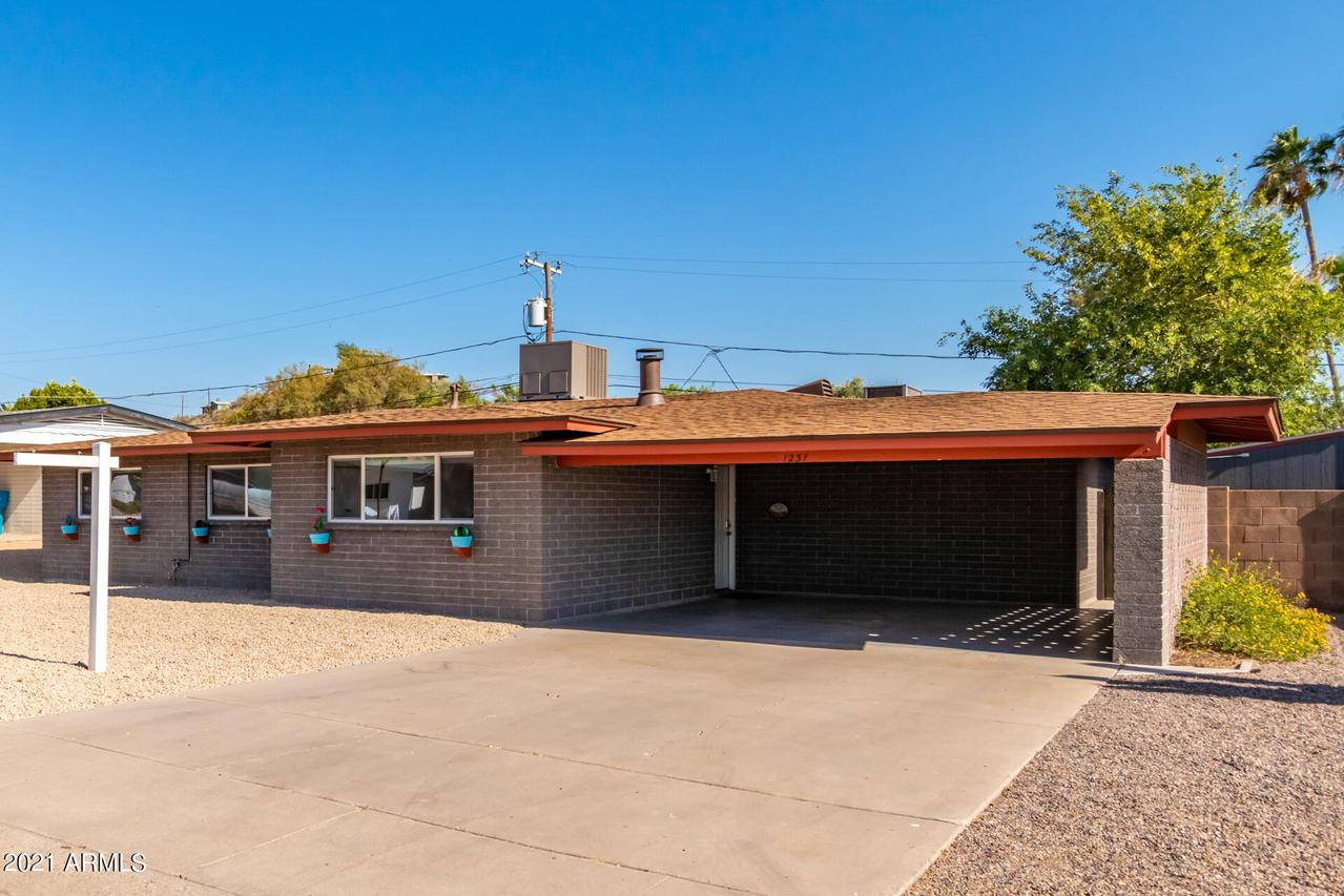 1231 E Orchid Ln., Phoenix, AZ 85020