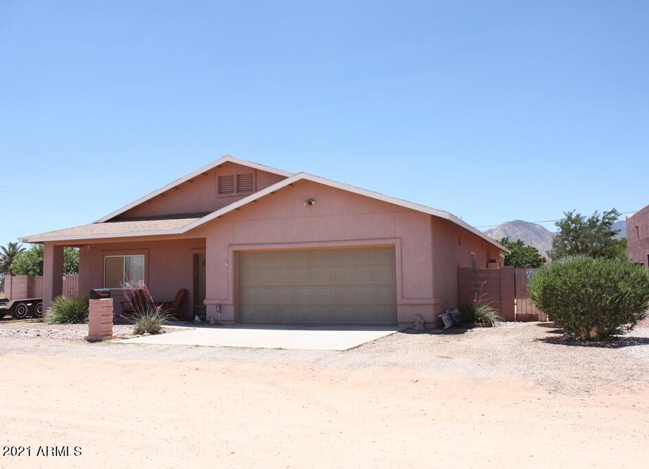 10088 S Honeysuckle Dr., Hereford, AZ 85615