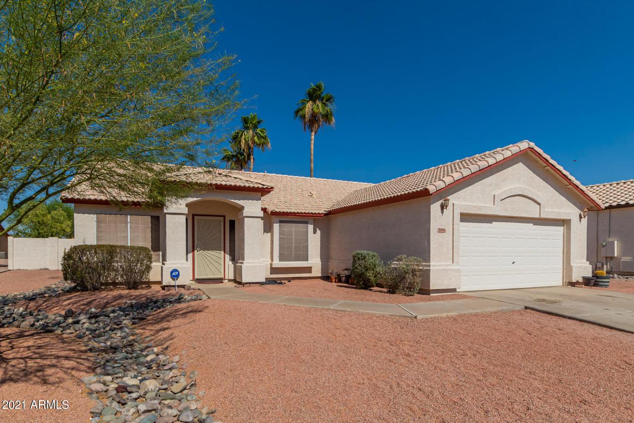 2096 N Pebble Beach Dr., Casa Grande, AZ 85122