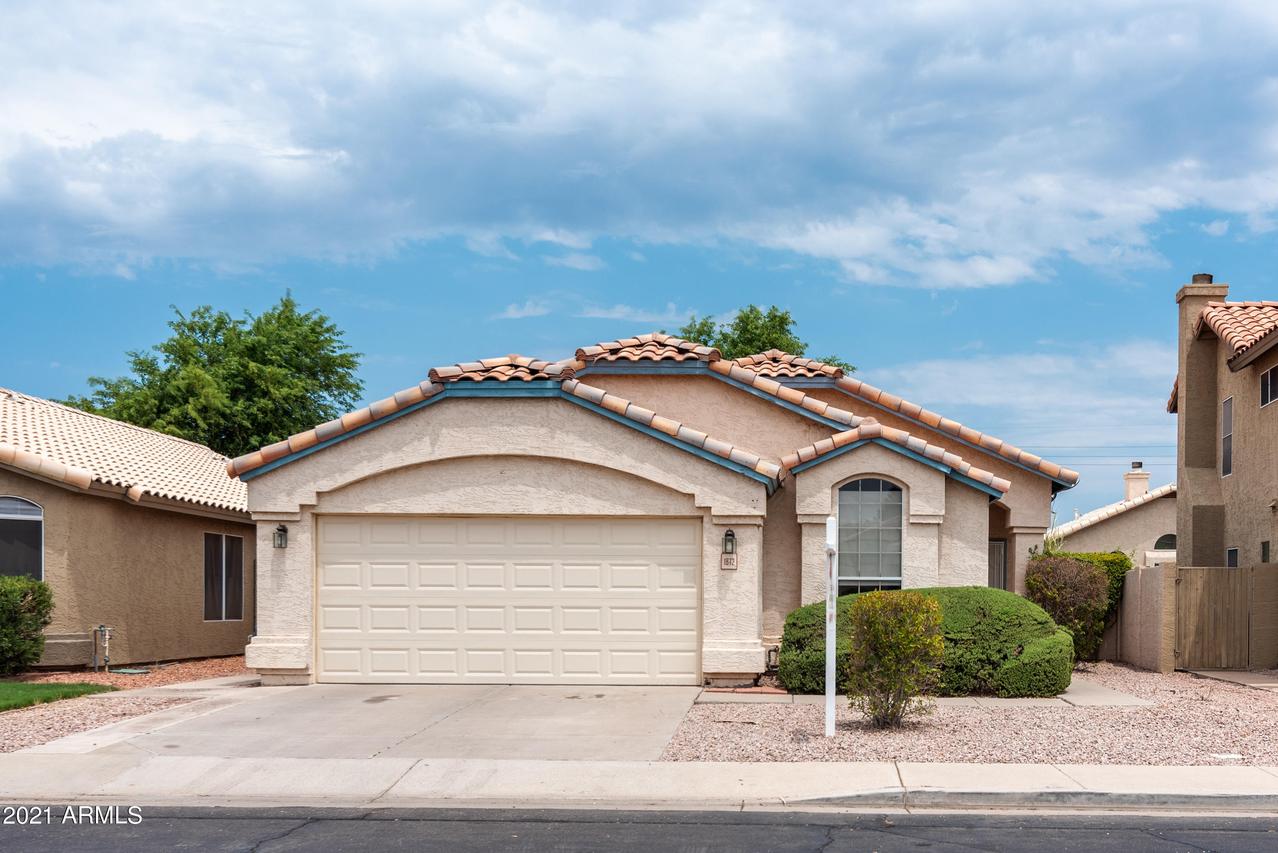 1872 W Springfield Way, Chandler, AZ 85286