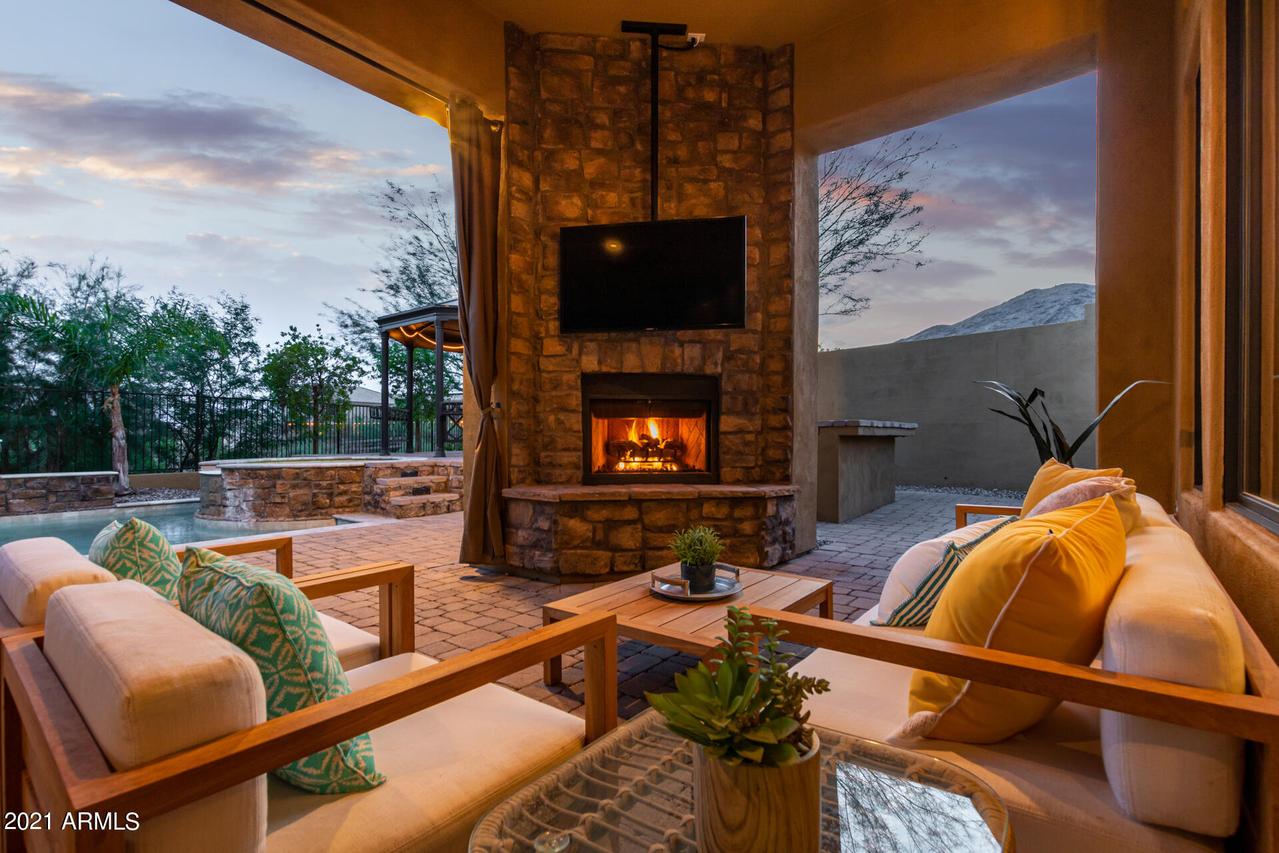 14626 S Presario Tr., Phoenix, AZ 85048