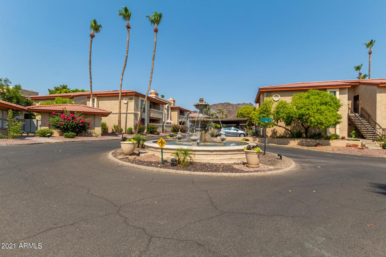 10410 N Cave Creek Rd. #2101, Phoenix, AZ 85020