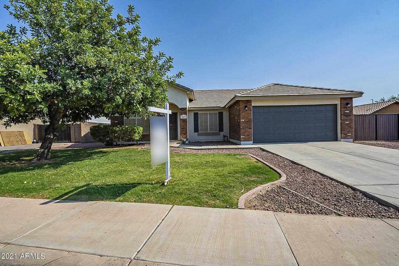 3037 E Erie St., Gilbert, AZ 85295