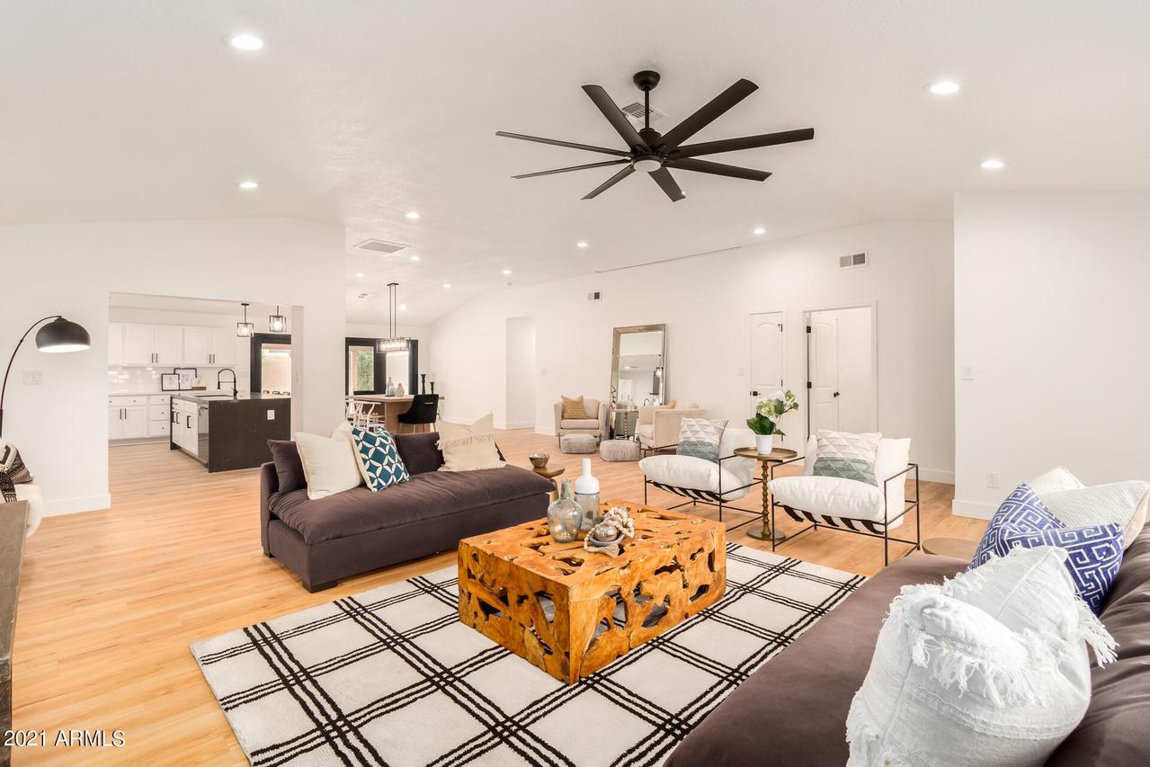 500 S Aspen Dr., Chandler, AZ 85226