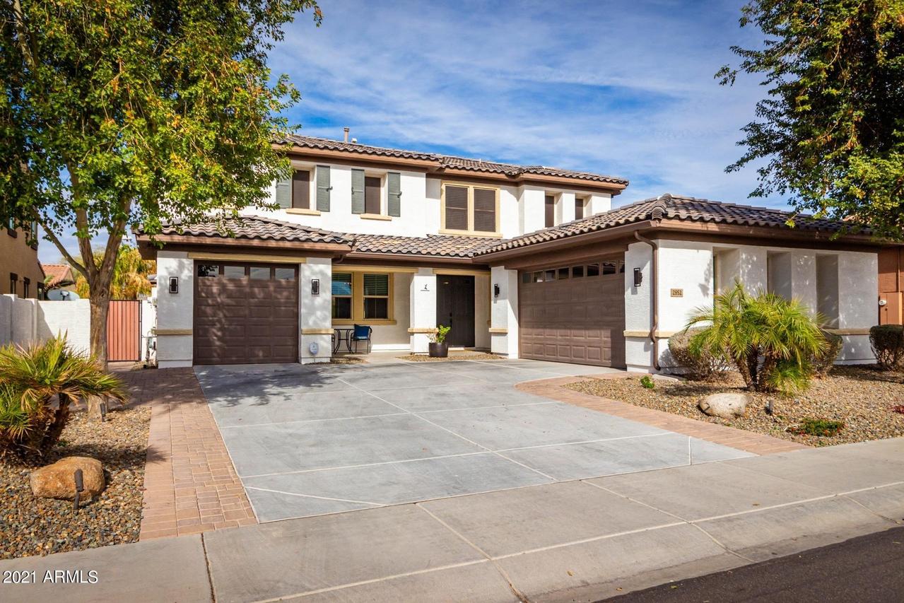 2852 E Redwood Pl., Chandler, AZ 85286