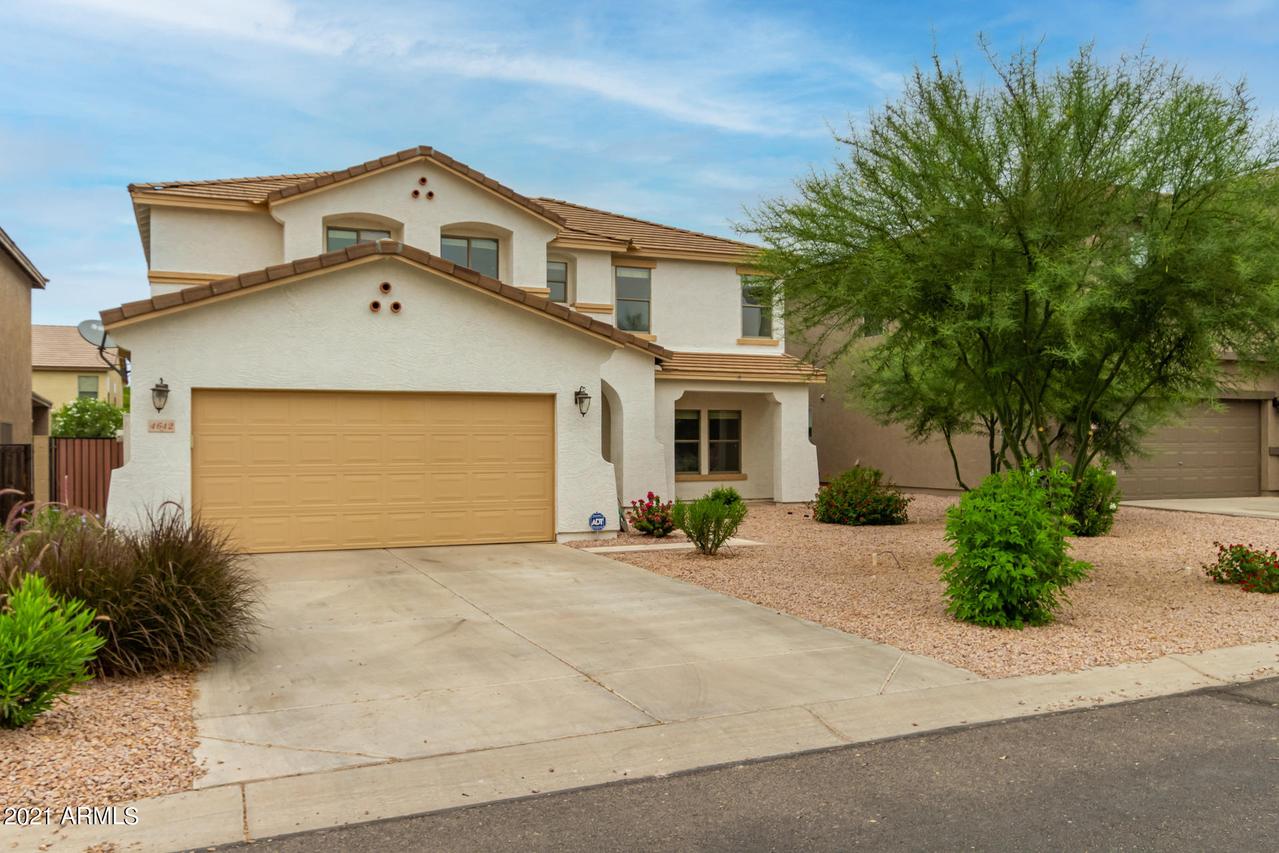 4642 E Shapinsay Dr., San Tan Valley, AZ 85140