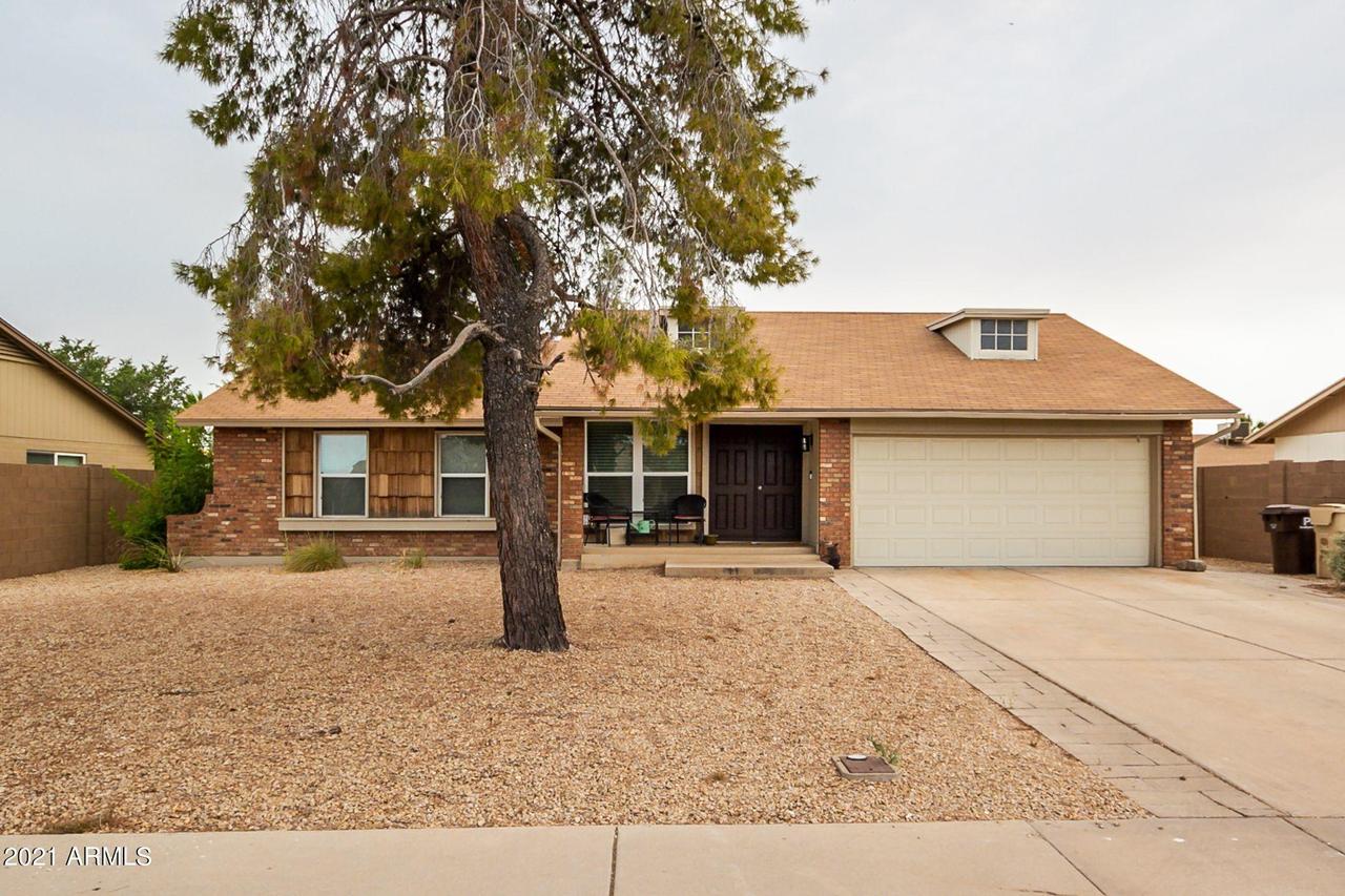 10545 W Seldon Ln., Peoria, AZ 85345