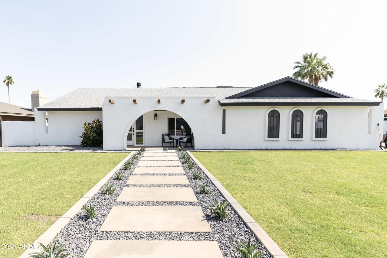 2235 E Elmwood St., Mesa, AZ 85213