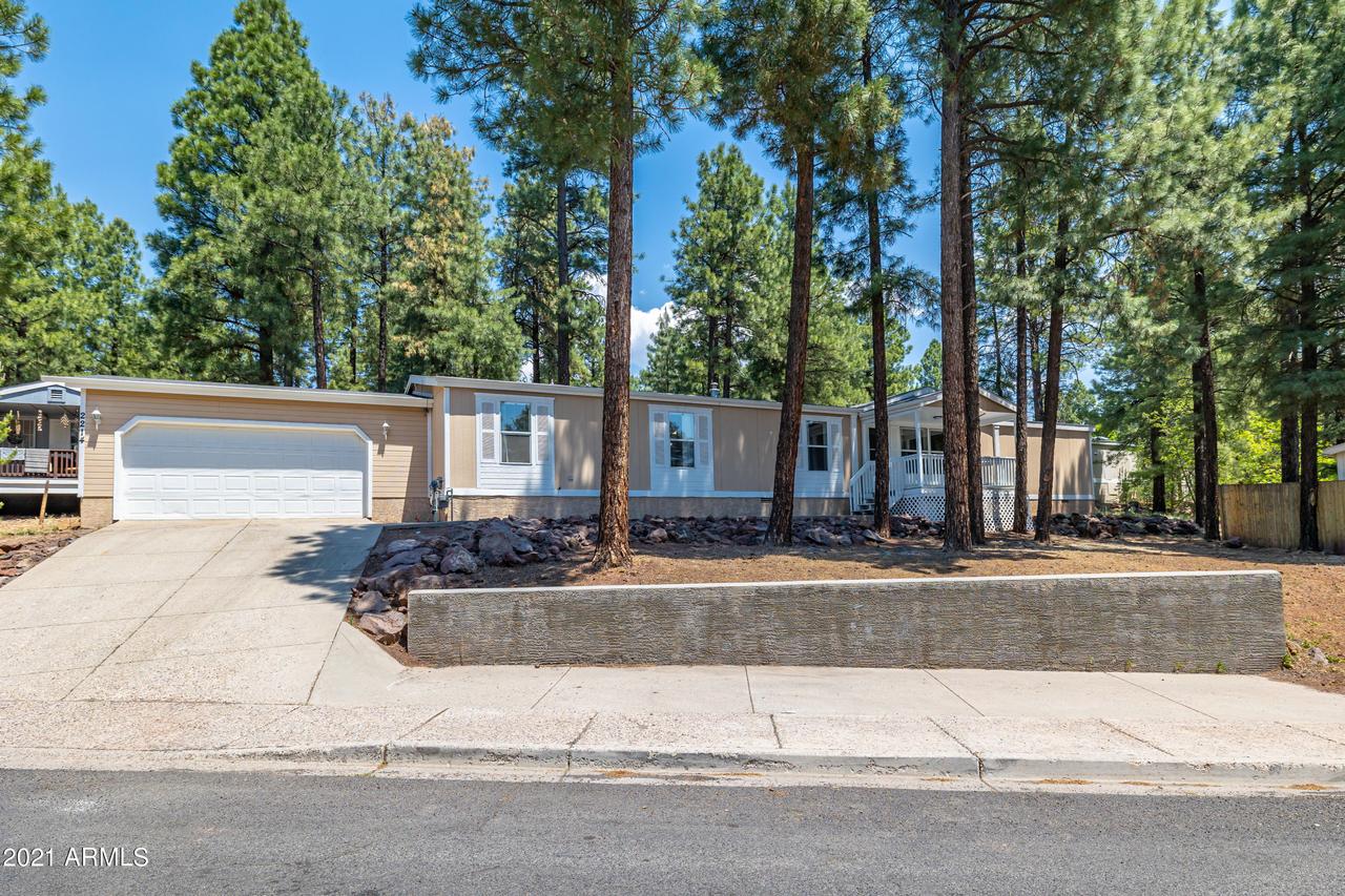 2214 W Topeka Ave., Flagstaff, AZ 86001