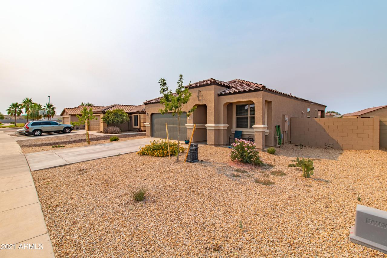 11365 E Sunflower Ln., Florence, AZ 85132
