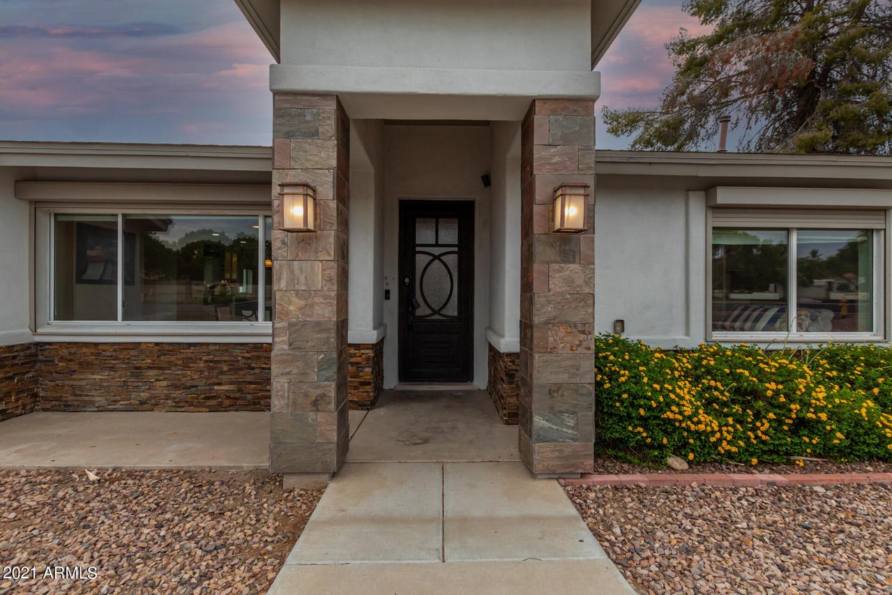 3502 E Camelback Rd., Phoenix, AZ 85018