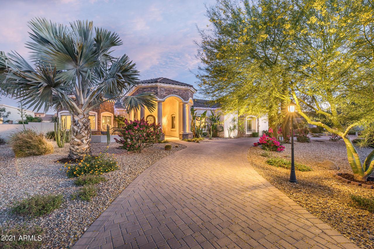 2255 E Sanoque Ct., Gilbert, AZ 85298