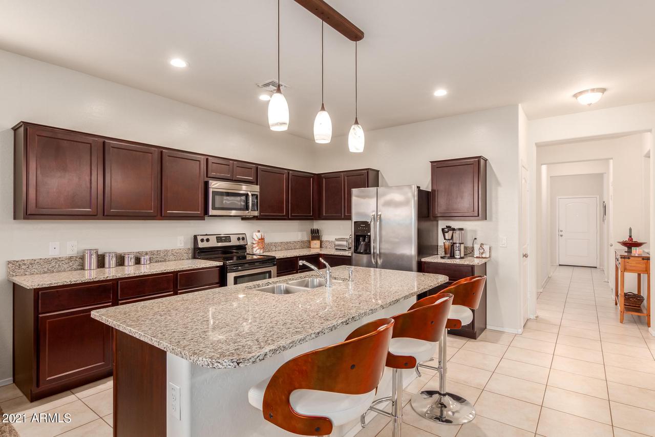 4957 E Black Opal Ln., San Tan Valley, AZ 85143