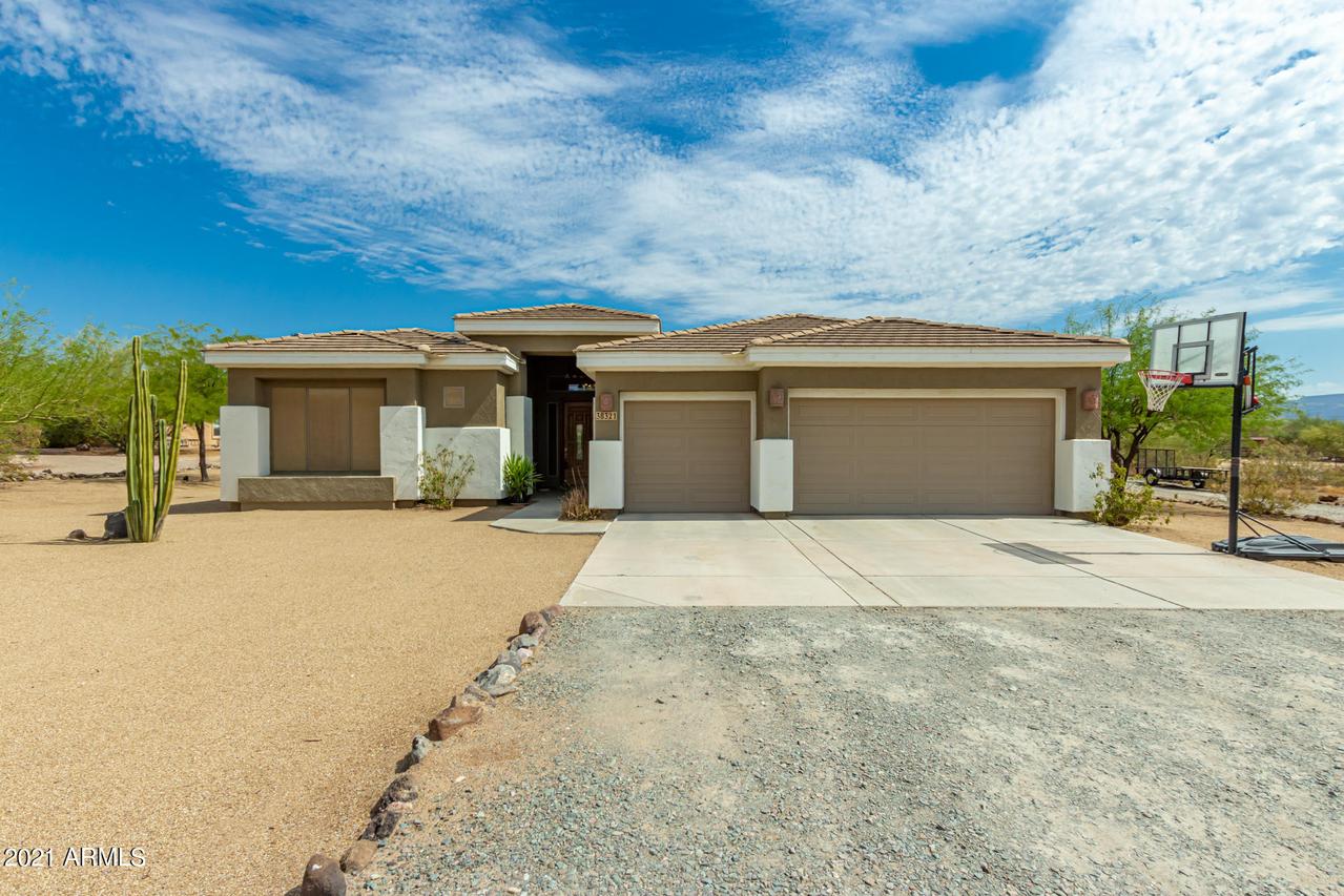 38321 N 15th Ave., Phoenix, AZ 85086