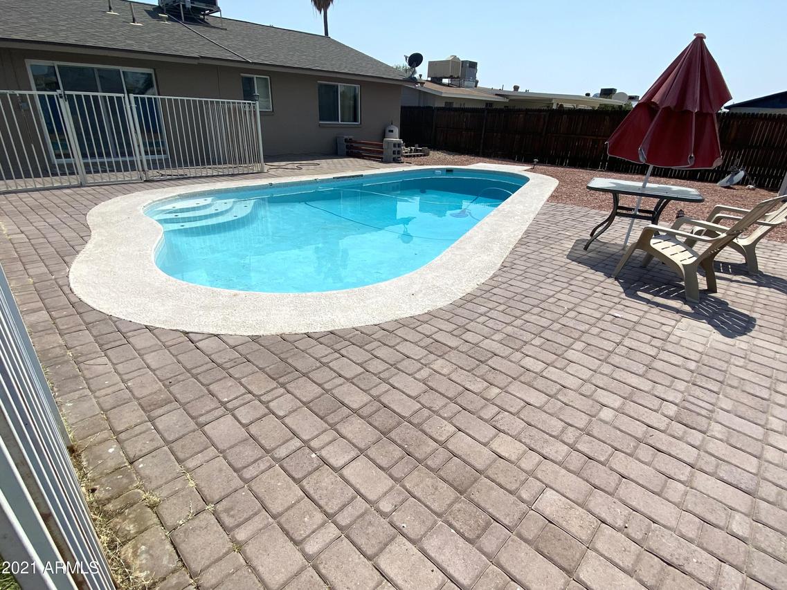 1544 W Michelle Dr., Phoenix, AZ 85023