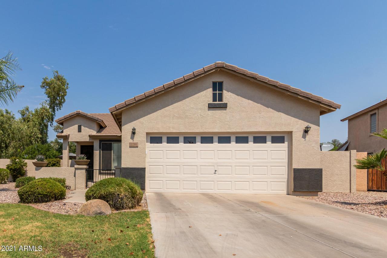 1756 S Longspur Ln., Gilbert, AZ 85236