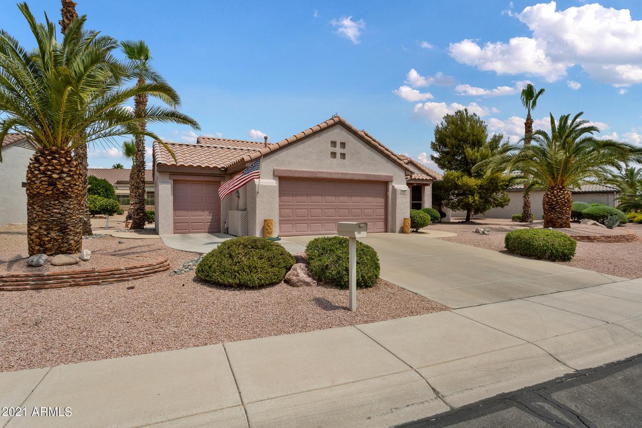 15872 W Rancho Vista Way, Surprise, AZ 85374