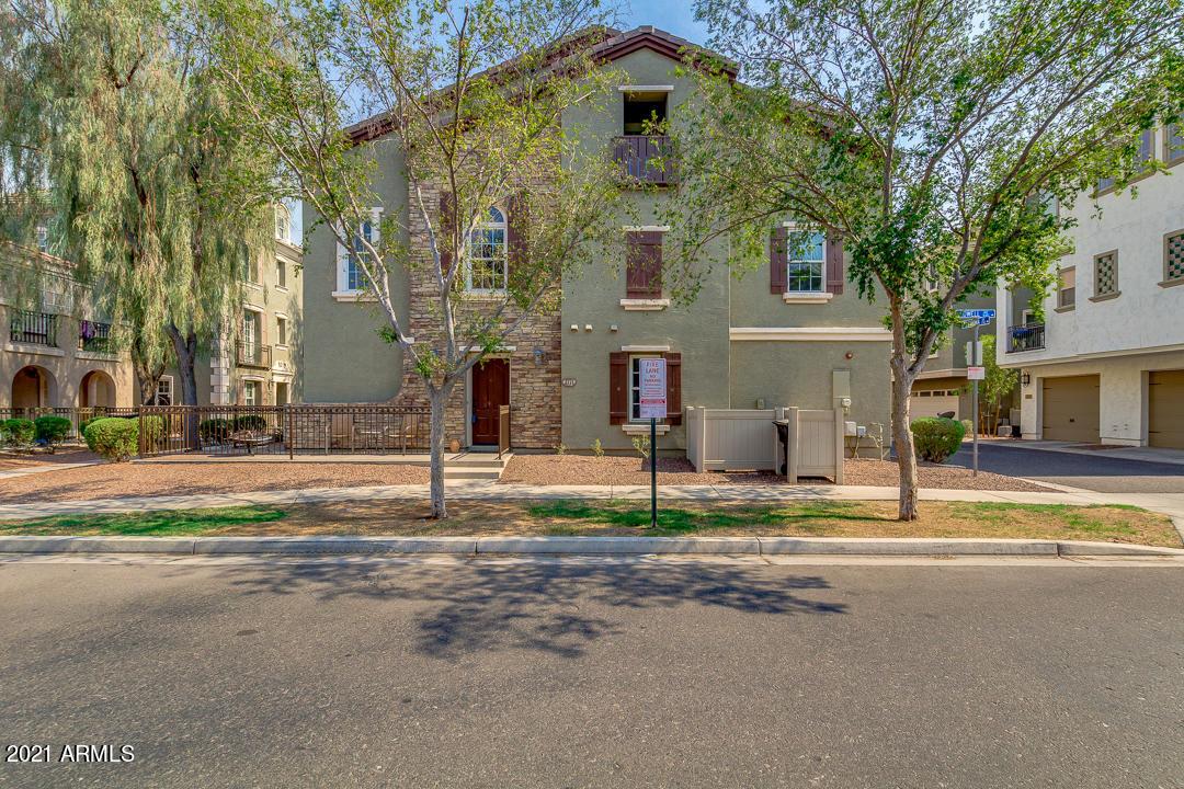 2771 S Bahama Dr., Gilbert, AZ 85295