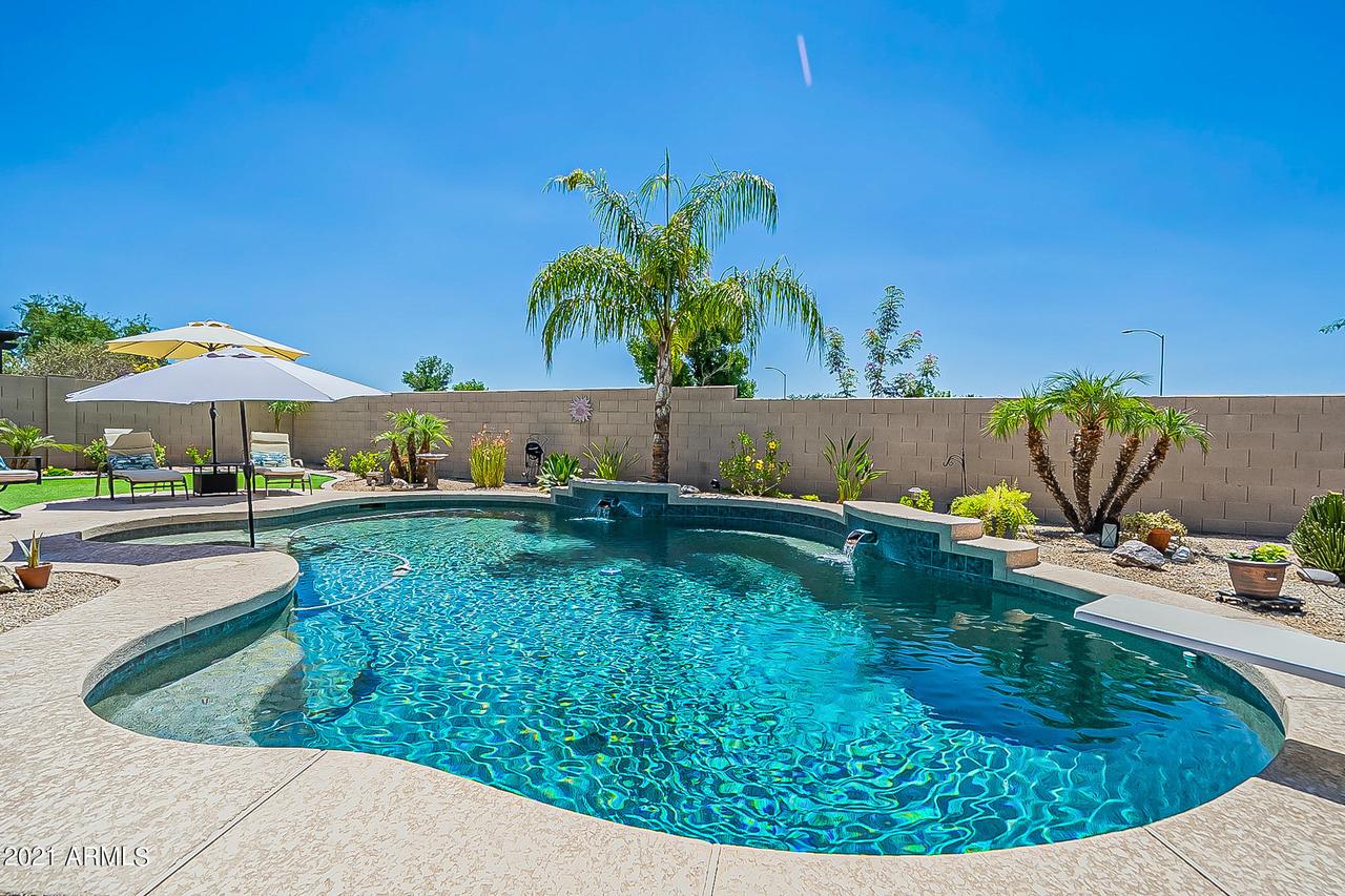 10413 E Laguna Azul Ave., Mesa, AZ 85209
