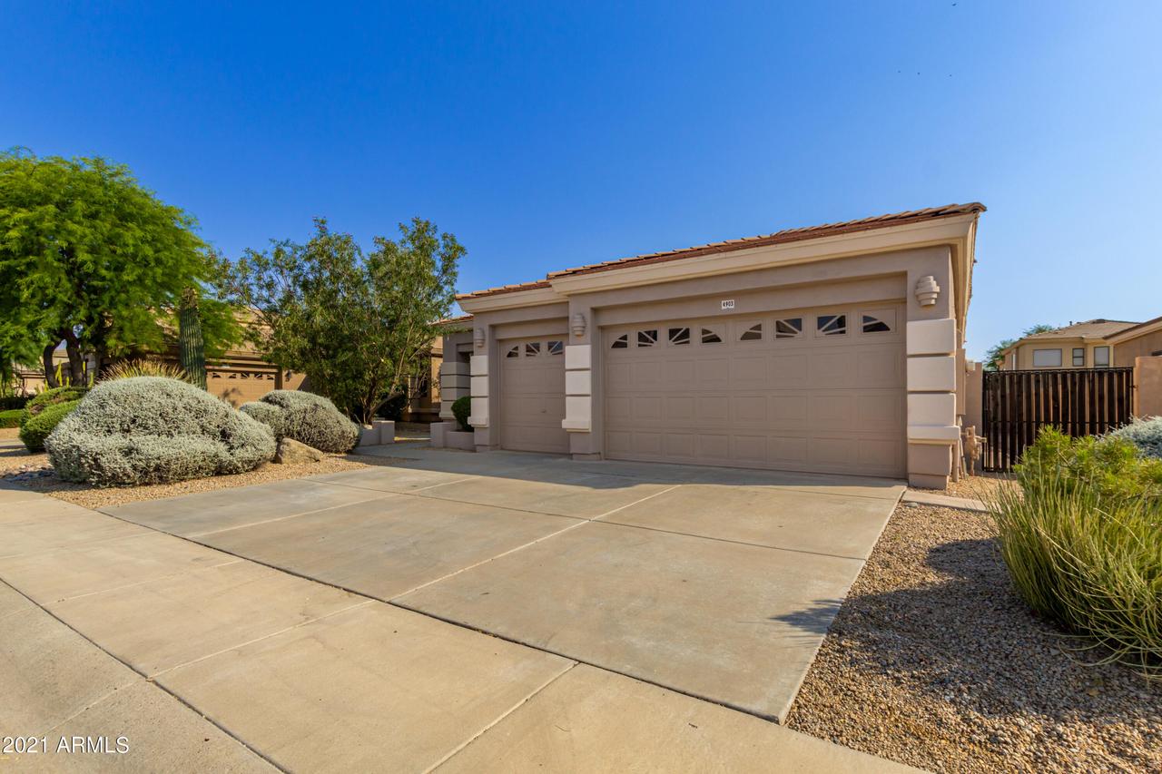 4903 E Daley Ln., Phoenix, AZ 85054