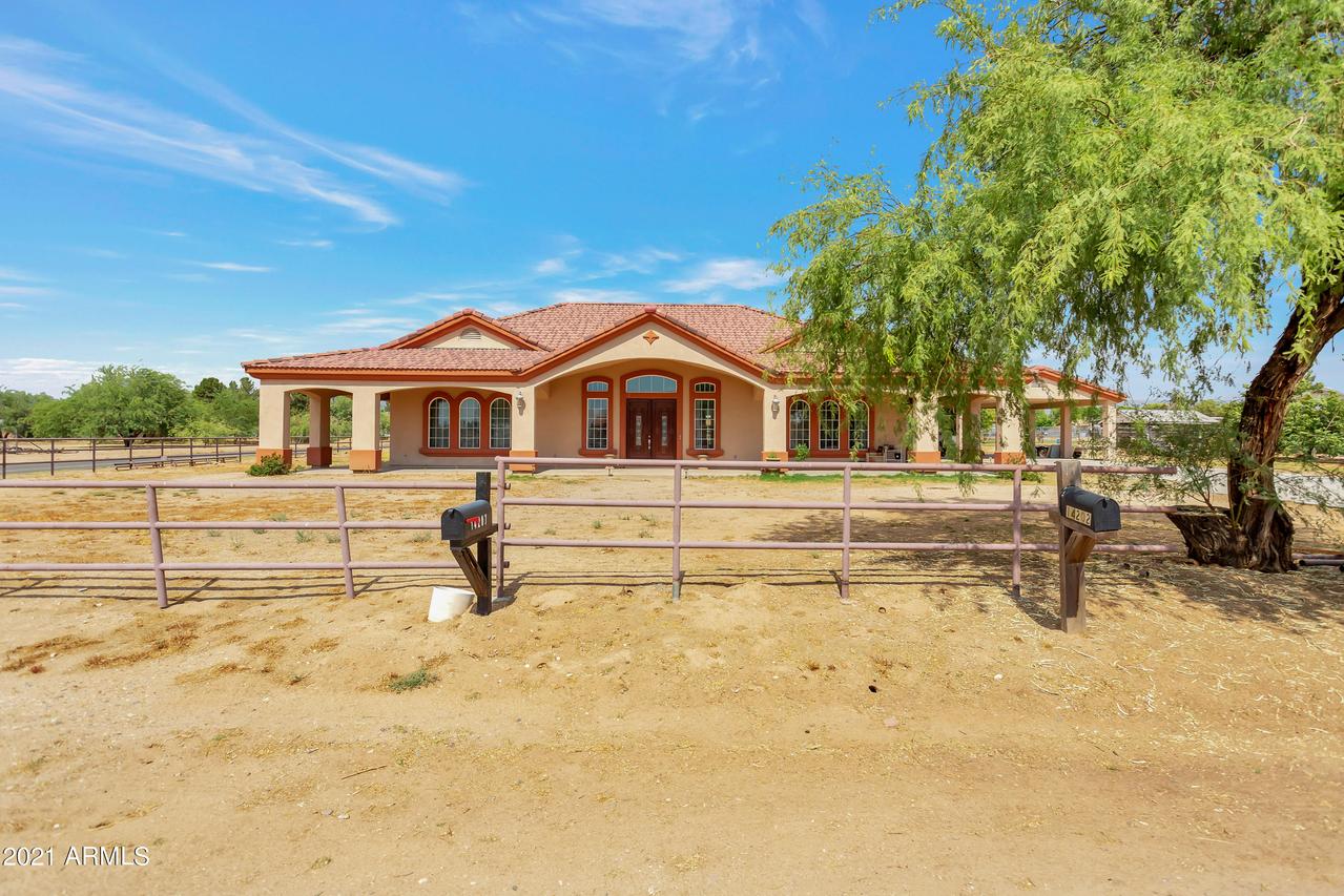 14202 N 180th Ave., Surprise, AZ 85388