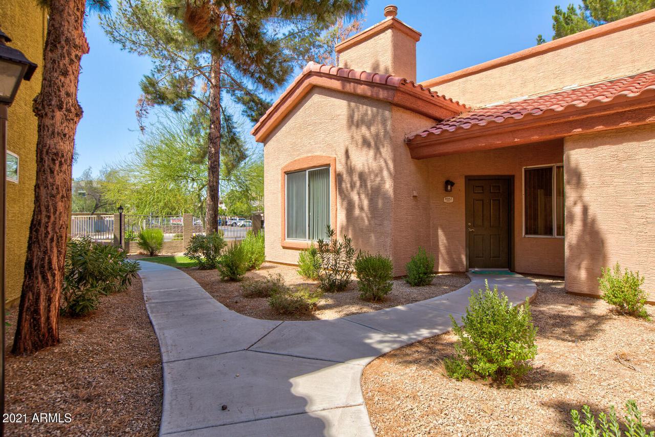 2929 W Yorkshire Dr. #1082, Phoenix, AZ 85027