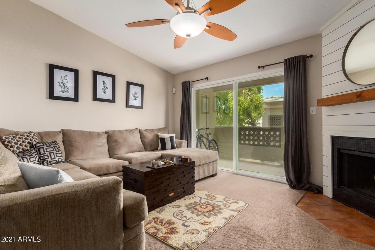 1880 E Morten Ave. #216, Phoenix, AZ 85020