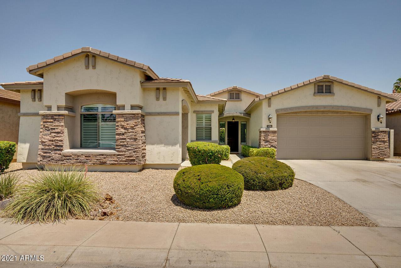 3094 E Capricorn Way, Chandler, AZ 85249