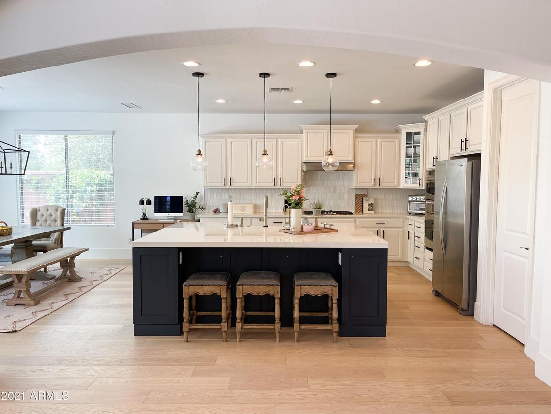 2435 E Donato Dr., Gilbert, AZ 85298