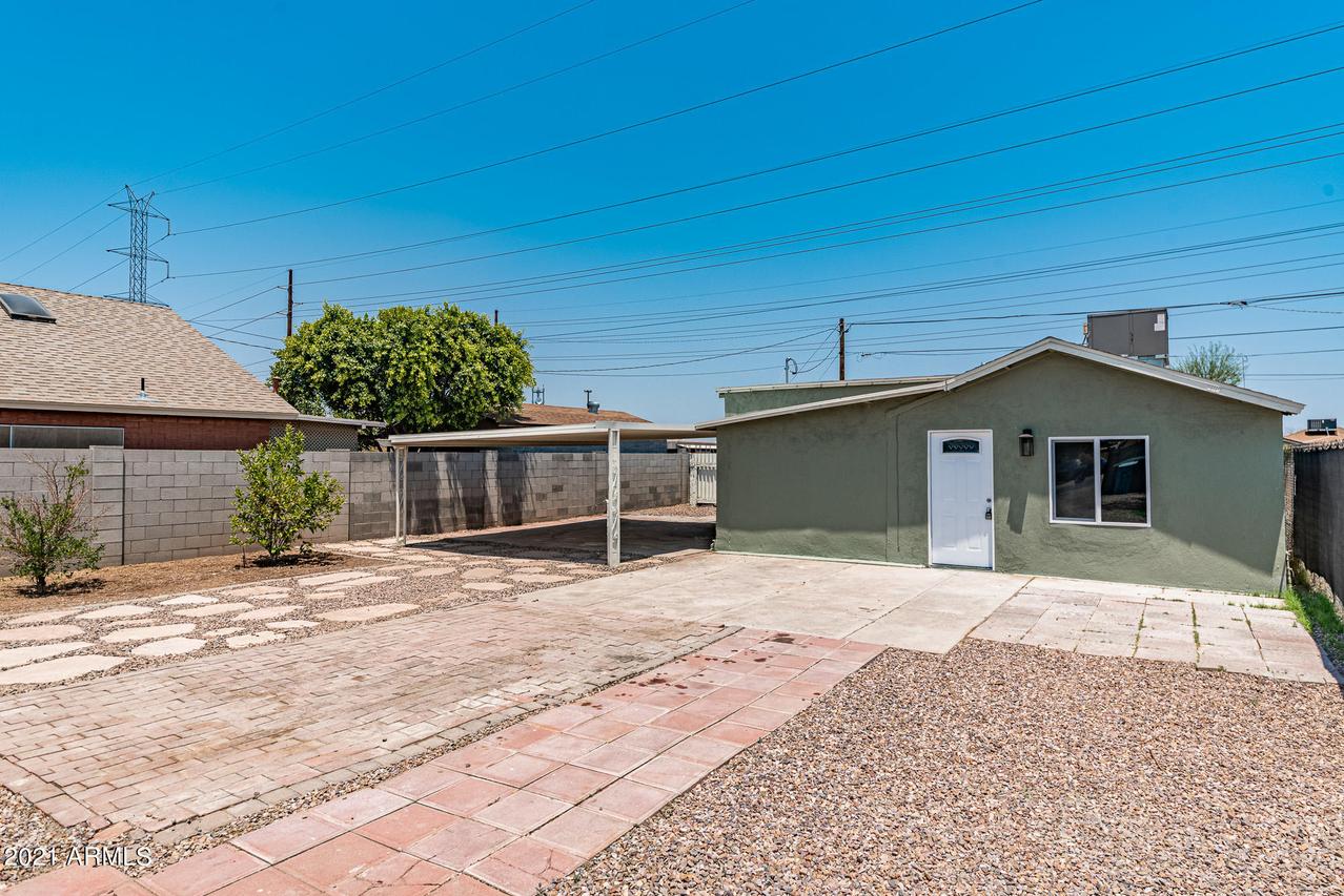 4042 W Hadley St., Phoenix, AZ 85009