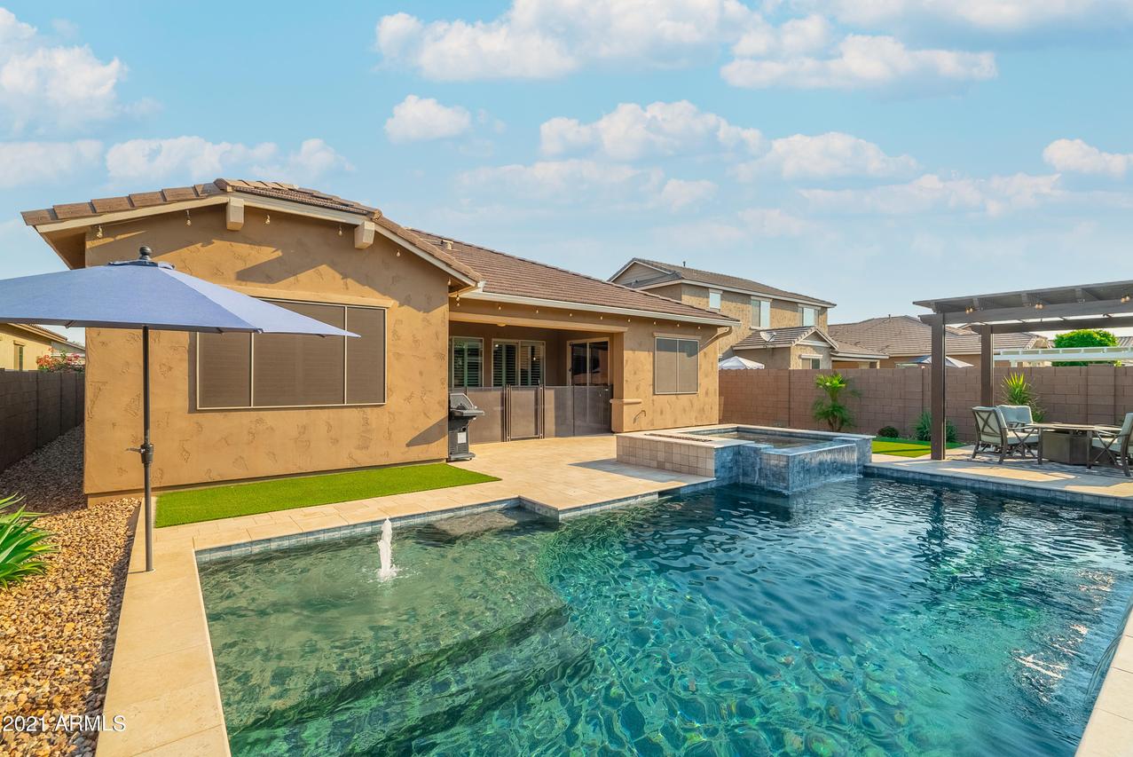 20293 E Hummingbird Dr., Queen Creek, AZ 85142