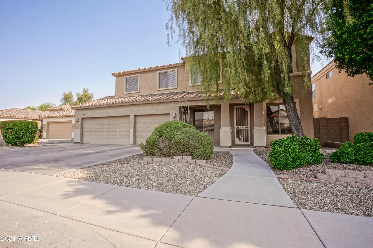 13044 W Estero Ln., Litchfield Park, AZ 85340
