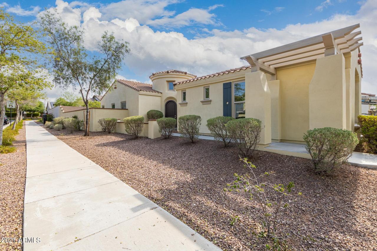 20758 W Delaney Dr., Buckeye, AZ 85396