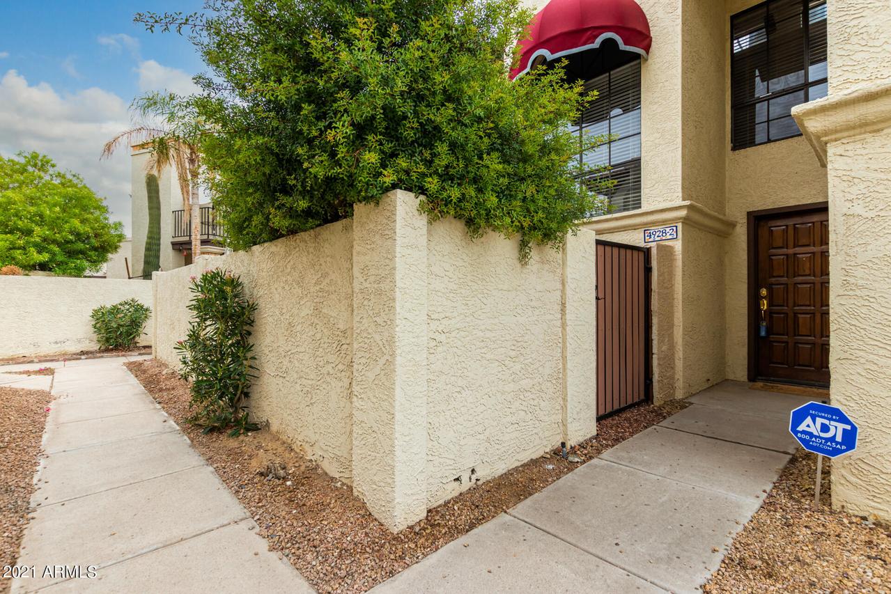 4928 E Siesta Dr. #2, Phoenix, AZ 85044