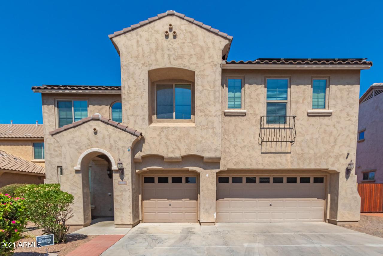 8626 N White Tanks Vista Ct., Waddell, AZ 85355