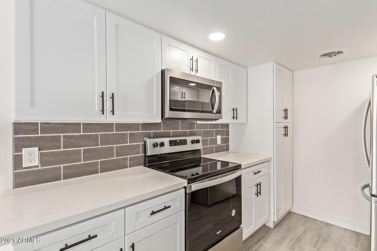1041 N Granite Reef Rd., Scottsdale, AZ 85257
