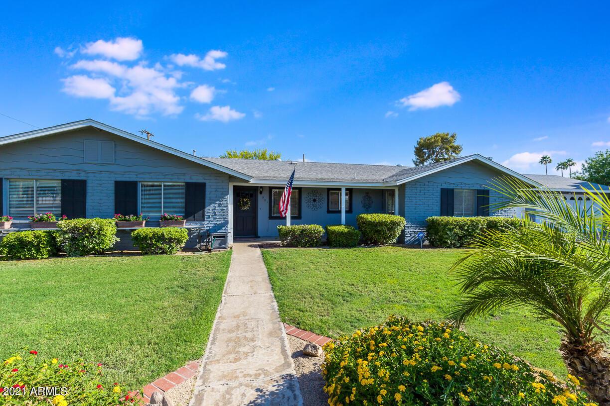 901 W Linger Ln., Phoenix, AZ 85021