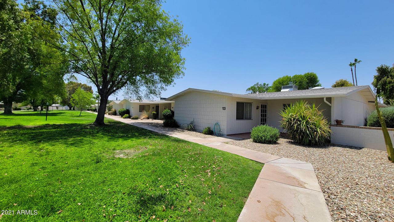 10545 W Palmeras Dr., Sun City, AZ 85373